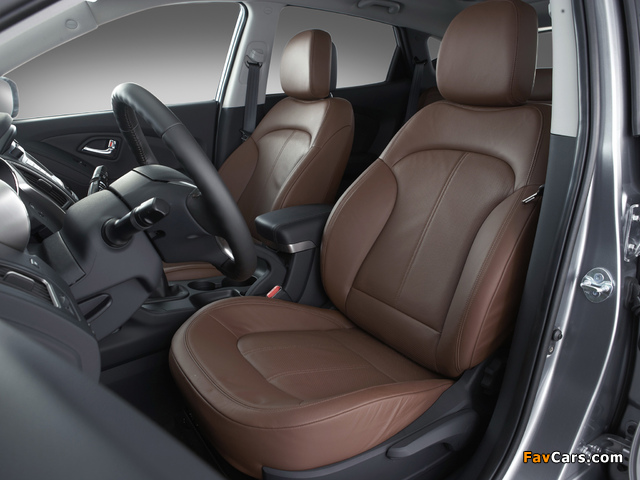 Pictures of Hyundai ix35 2010 (640 x 480)