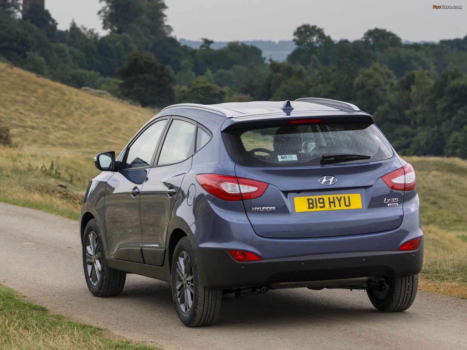 Hyundai ix35 UK-spec 2013 wallpapers (1600 x 1200)