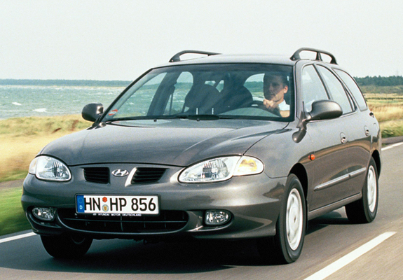 Hyundai Lantra Estate (J2) 1998–2000 images