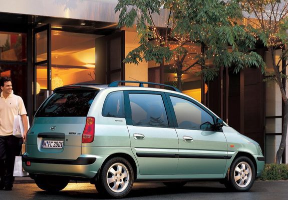 Photos of Hyundai Matrix 2001–05