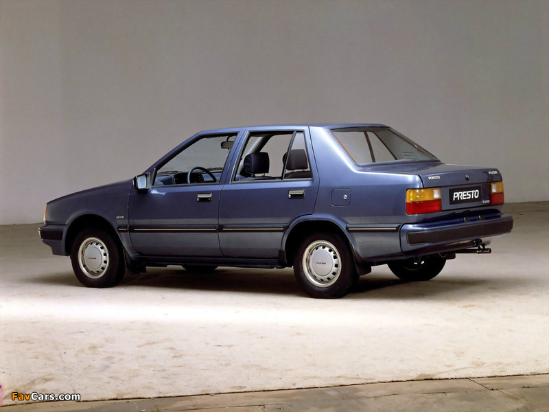 Hyundai Presto Sedan (X1) 1985–89 photos (800 x 600)