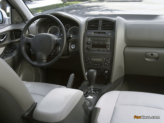 Images of Hyundai Santa Fe US-spec (SM) 2004–06 (640 x 480)