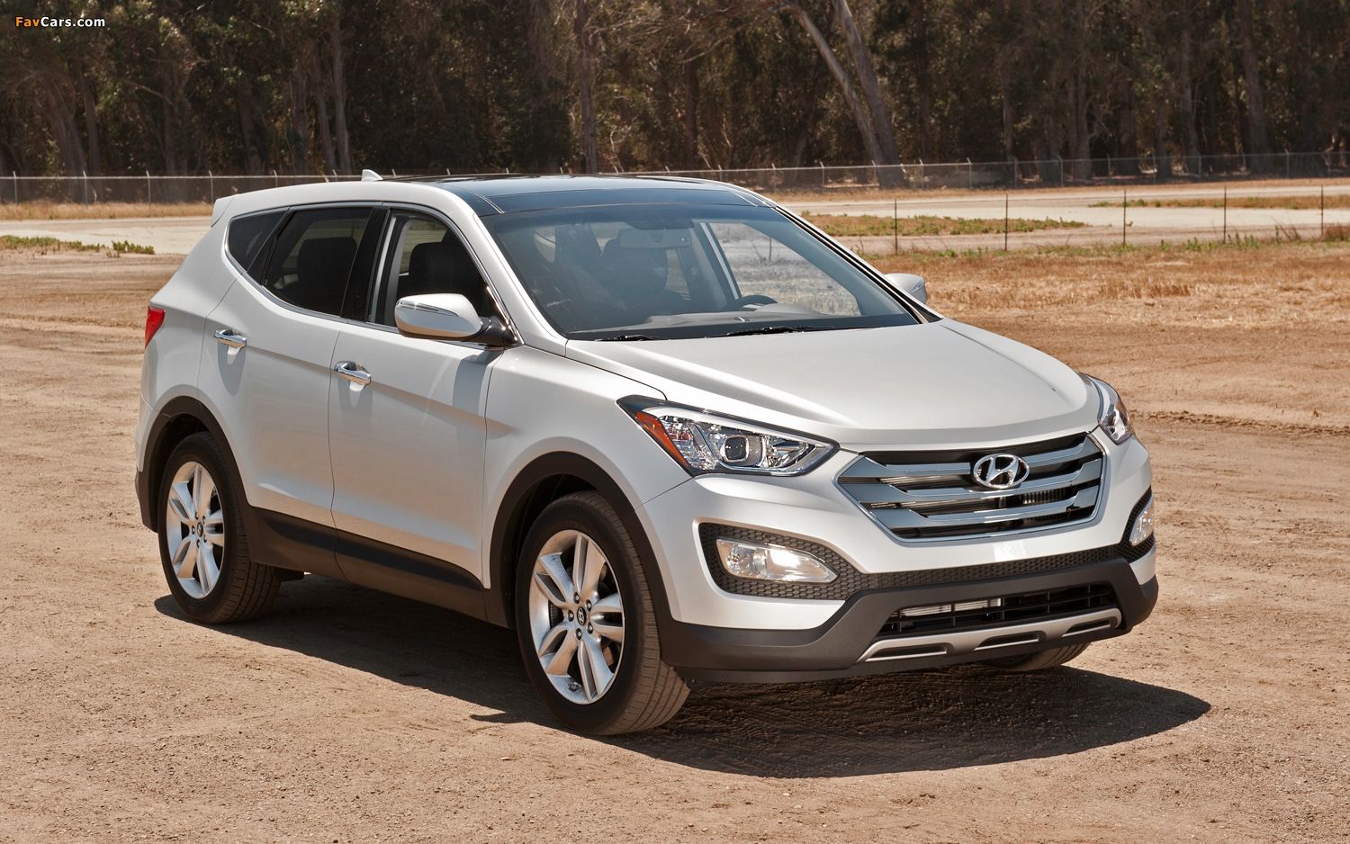 Photos of Hyundai Santa Fe Sport AWD US-spec (2013) (1500 x 938)