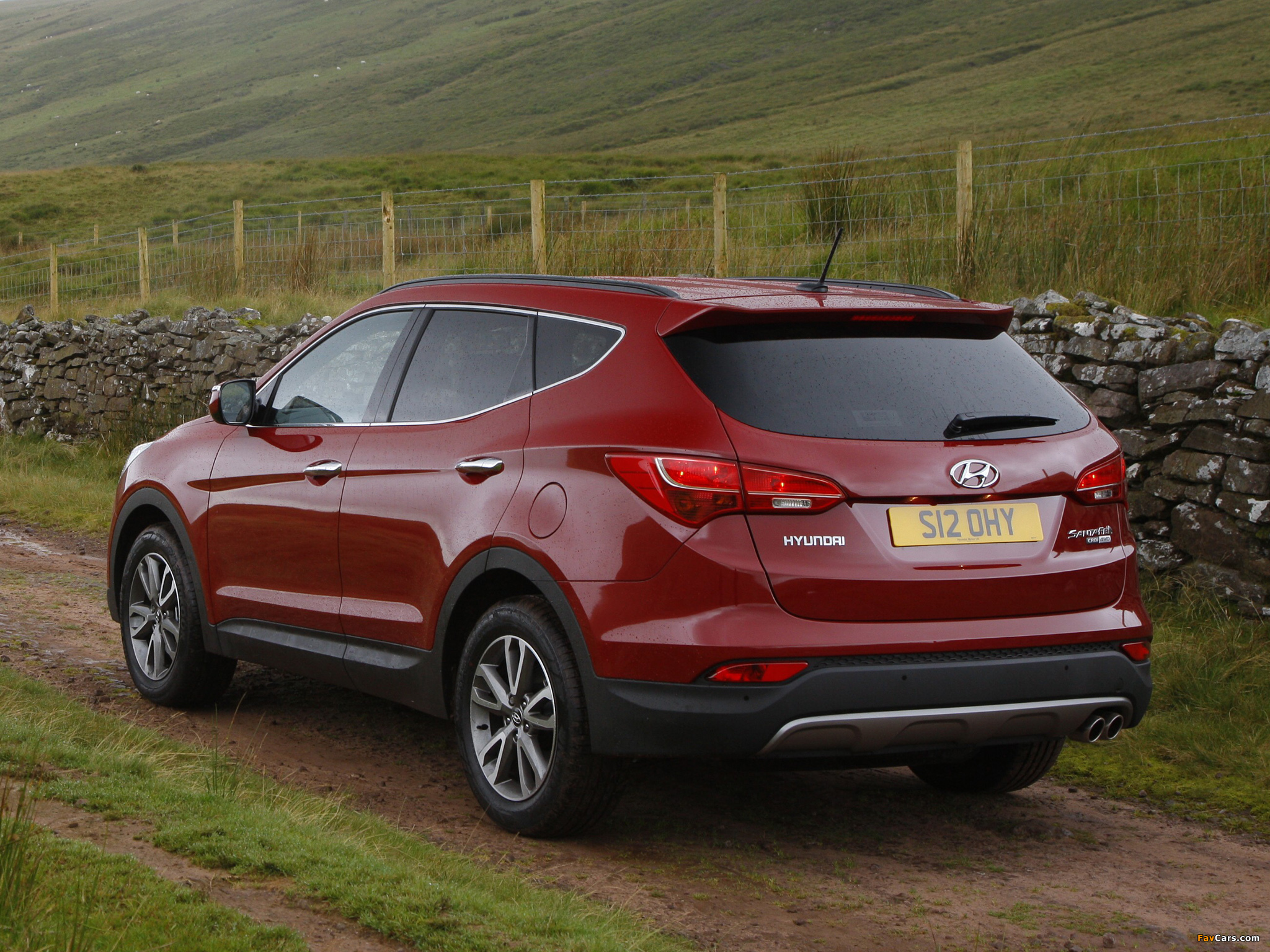 Pictures of Hyundai Santa Fe UK-spec (DM) 2012 (2048 x 1536)