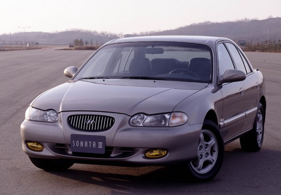 Hyundai Sonata (Y3) 1996–98 pictures