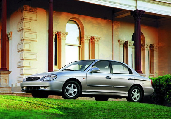 Hyundai Sonata (EF) 1998–2001 pictures