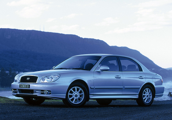 Hyundai Sonata AU-spec (EF) 2002–05 images