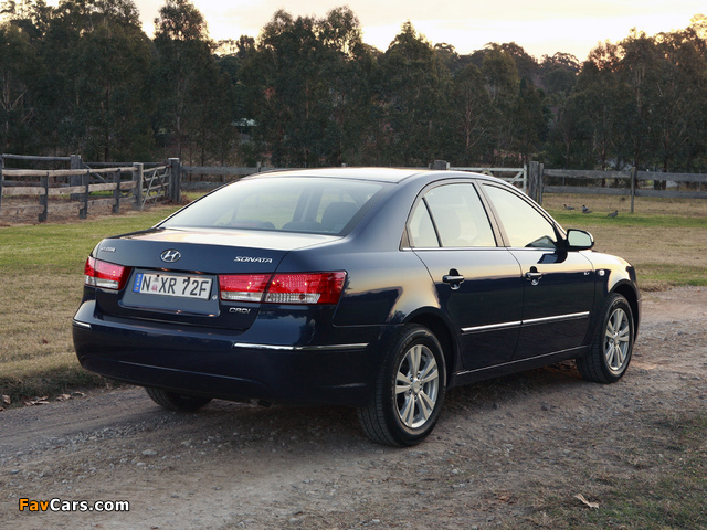 Hyundai Sonata AU-spec (NF) 2008–10 photos (640 x 480)