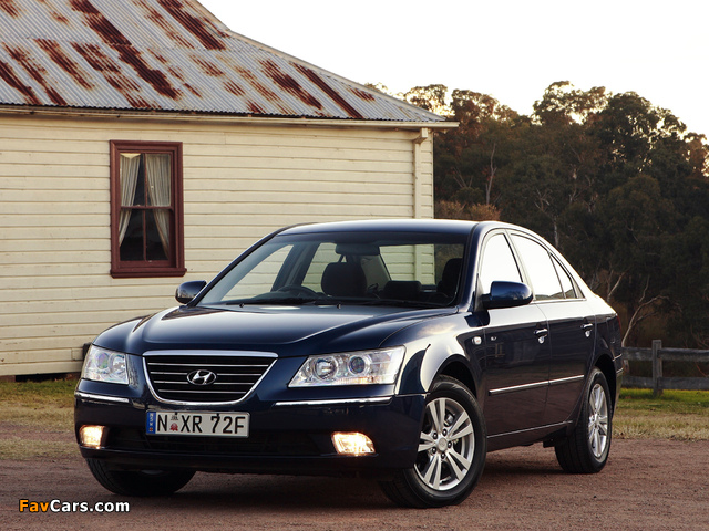 Hyundai Sonata AU-spec (NF) 2008–10 pictures (640 x 480)