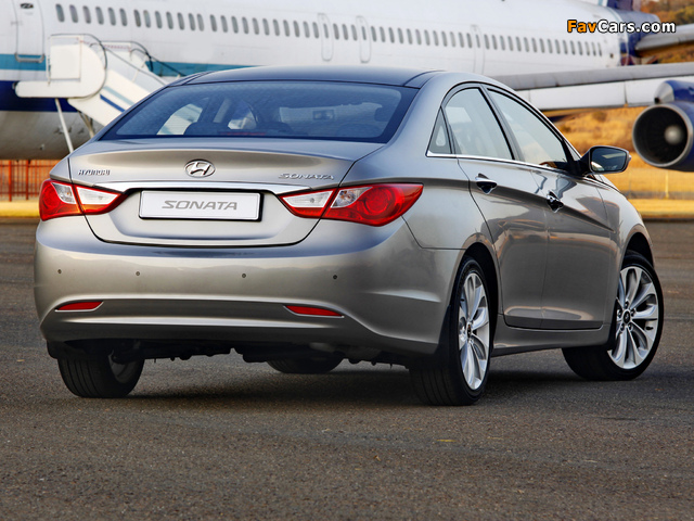 Hyundai Sonata ZA-spec (YF) 2010–13 pictures (640 x 480)