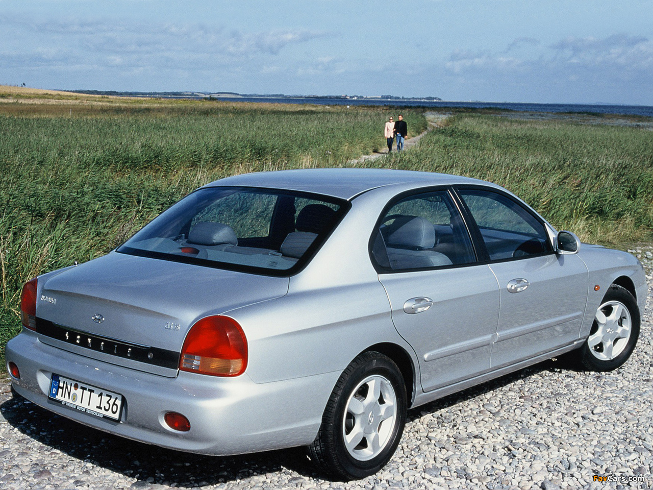 Images of Hyundai Sonata (EF) 1998–2001 (1280 x 960)