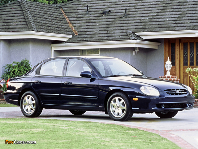 Images of Hyundai Sonata US-spec (EF) 1998–2001 (640 x 480)