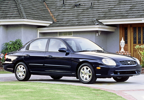 Images of Hyundai Sonata US-spec (EF) 1998–2001