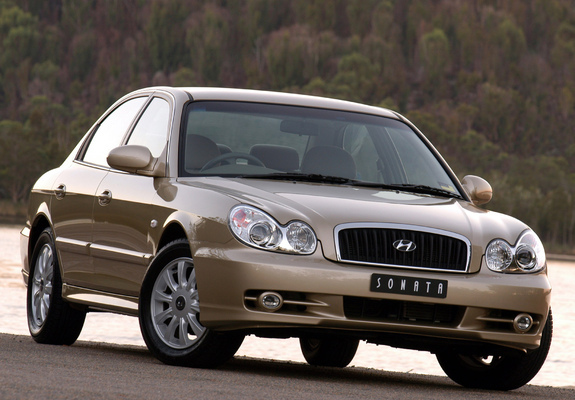 Images of Hyundai Sonata AU-spec (EF) 2002–05