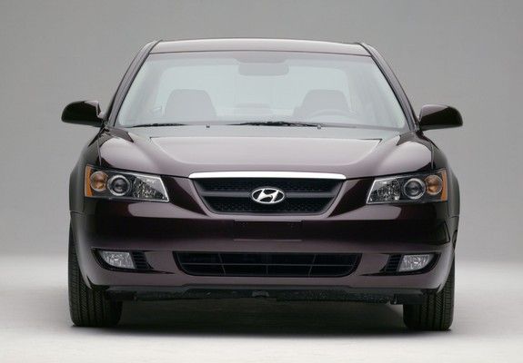 Images of Hyundai Sonata US-spec (NF) 2005–08