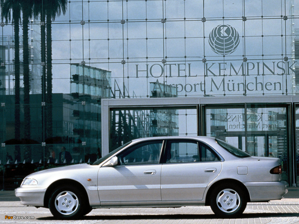 Photos of Hyundai Sonata (Y3) 1993–96 (1024 x 768)