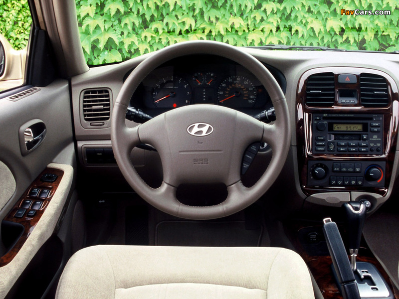 Photos of Hyundai Sonata US-spec (EF) 2001–04 (800 x 600)