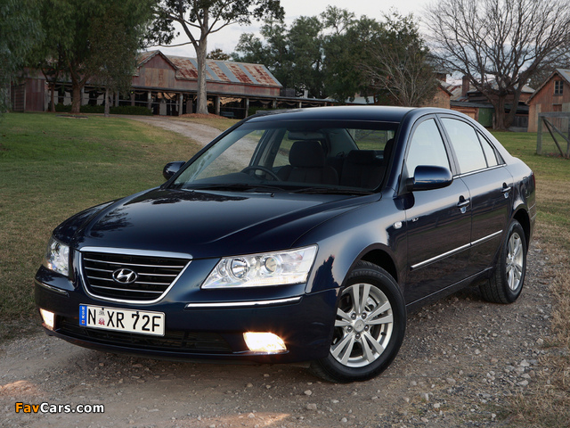 Photos of Hyundai Sonata AU-spec (NF) 2008–10 (640 x 480)