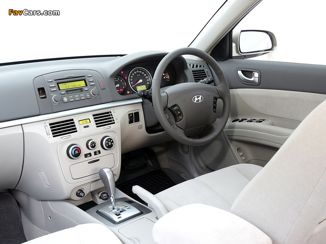 Pictures of Hyundai Sonata AU-spec (NF) 2005–07 (640 x 480)