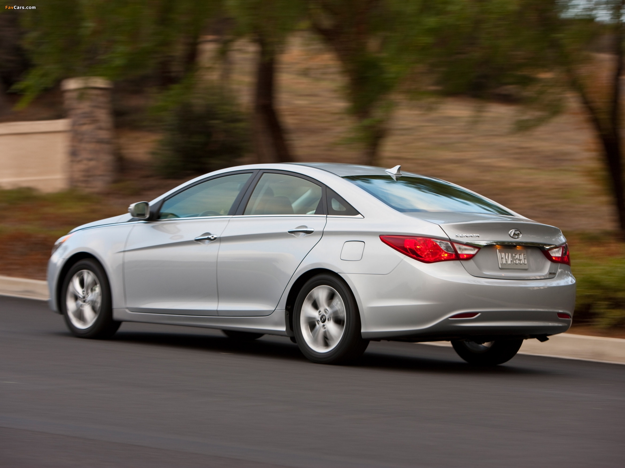 Pictures of Hyundai Sonata US-spec (YF) 2010 (2048 x 1536)