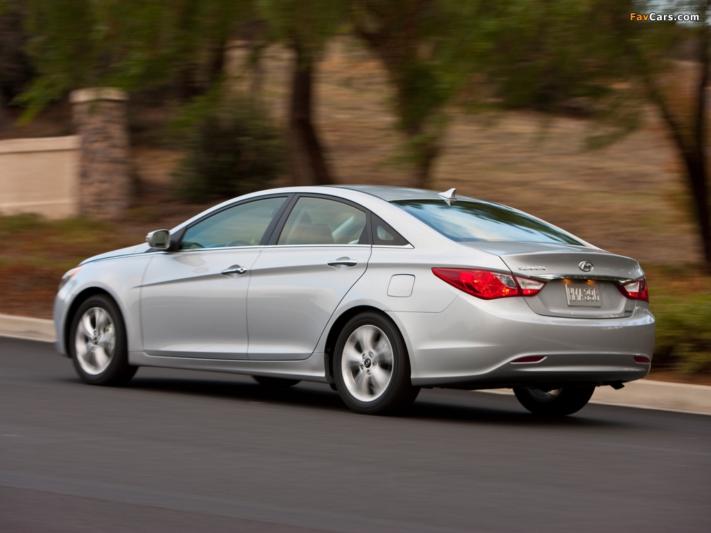 Pictures of Hyundai Sonata US-spec (YF) 2010 (1024 x 768)