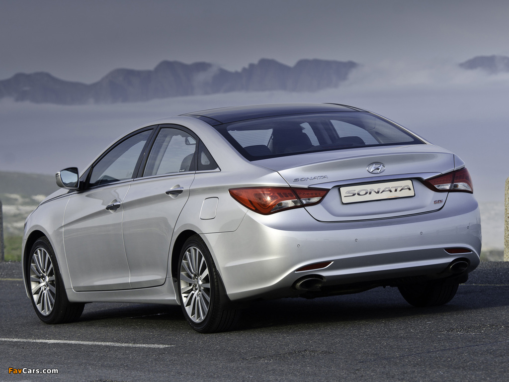 Pictures of Hyundai Sonata ZA-spec (YF) 2013 (1024 x 768)