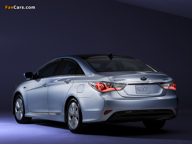 Hyundai Sonata Blue Drive US-spec (YF) 2010 wallpapers (640 x 480)