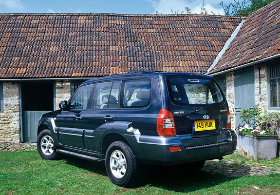 Images of Hyundai Terracan UK-spec 2004–07