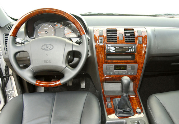 Photos of Hyundai Terracan 2001–04
