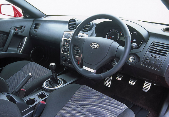 Pictures of Hyundai Tiburon AU-spec (GK) 2003–05
