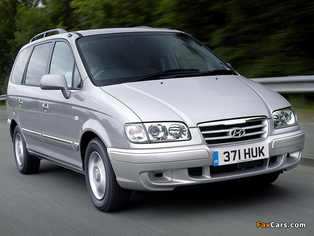 Hyundai Trajet UK-spec 2004–08 pictures (640 x 480)