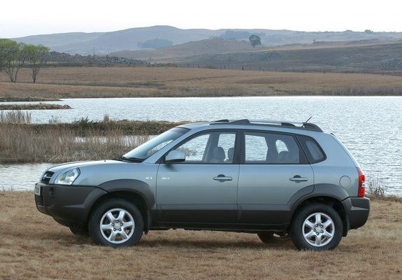 Hyundai Tucson ZA-spec 2004–11 pictures