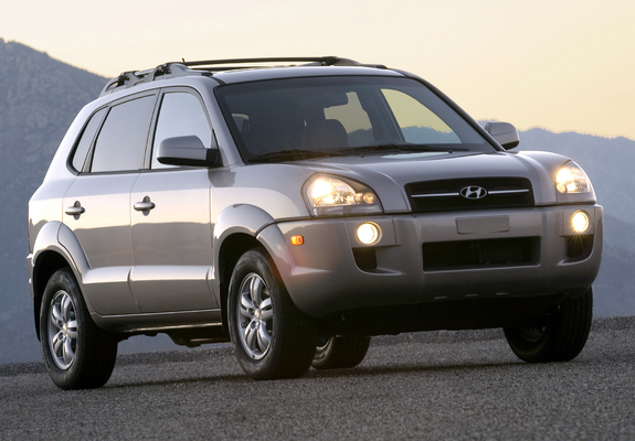 Images of Hyundai Tucson US-spec 2005–09