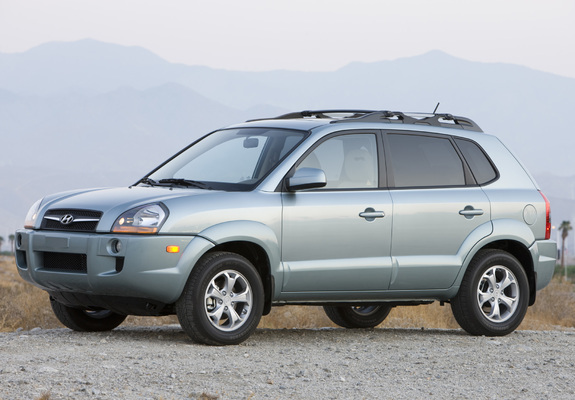 Images of Hyundai Tucson US-spec 2005–09