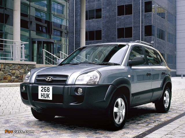 Photos of Hyundai Tucson UK-spec 2005–09 (640 x 480)