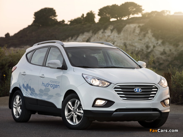 Pictures of Hyundai Tucson Fuel Cell Prototype 2013 (640 x 480)