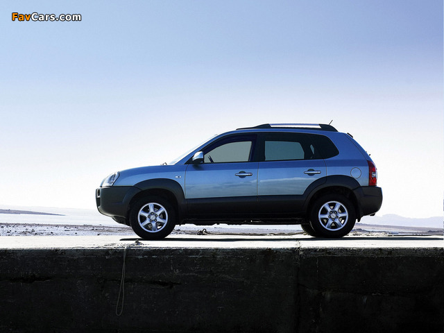 Hyundai Tucson 2004–09 wallpapers (640 x 480)