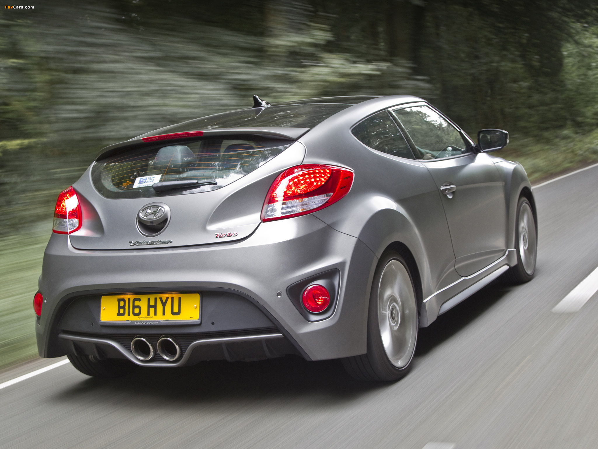 Images of Hyundai Veloster Turbo SE UK-spec 2012 (2048 x 1536)