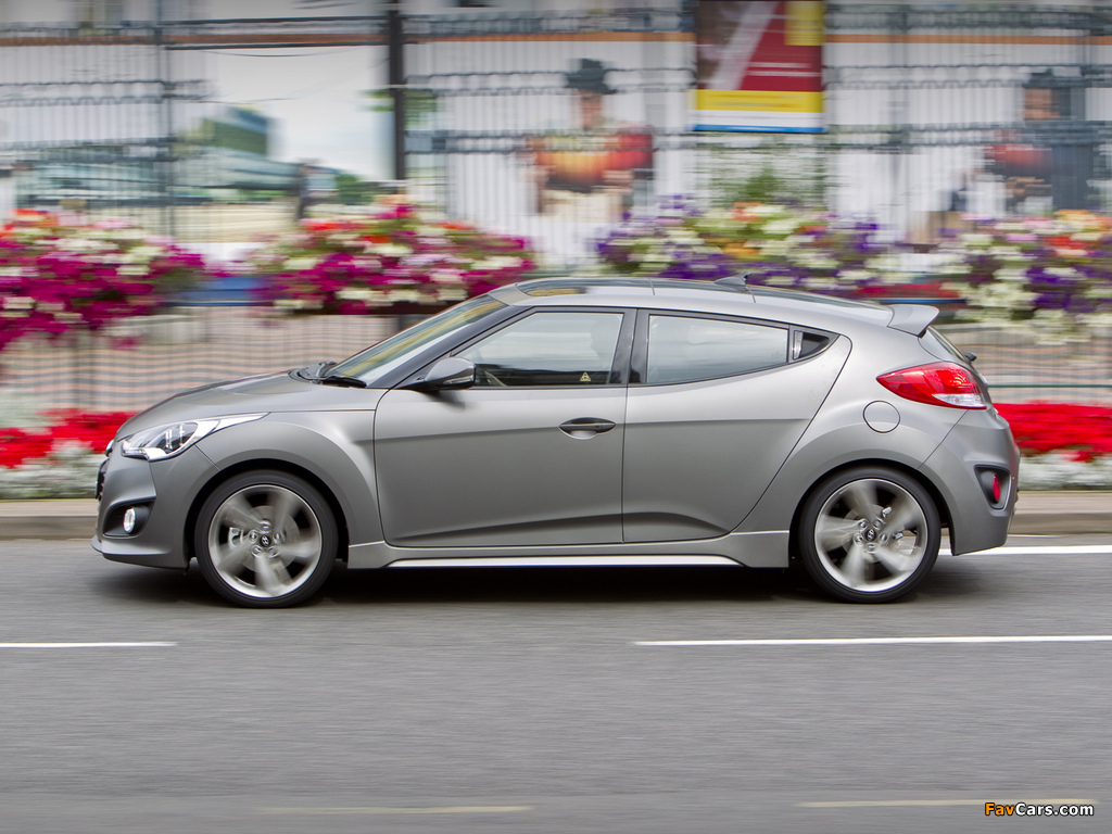 Images of Hyundai Veloster Turbo SE UK-spec 2012 (1024 x 768)