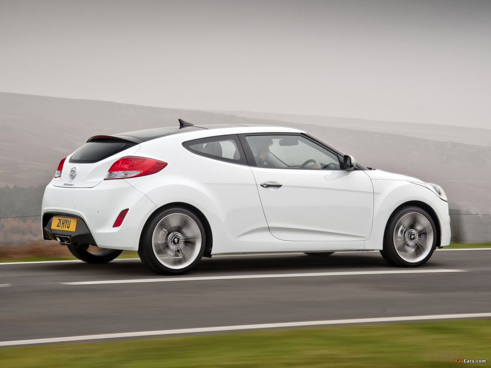 Photos of Hyundai Veloster UK-spec 2012 (1600 x 1200)