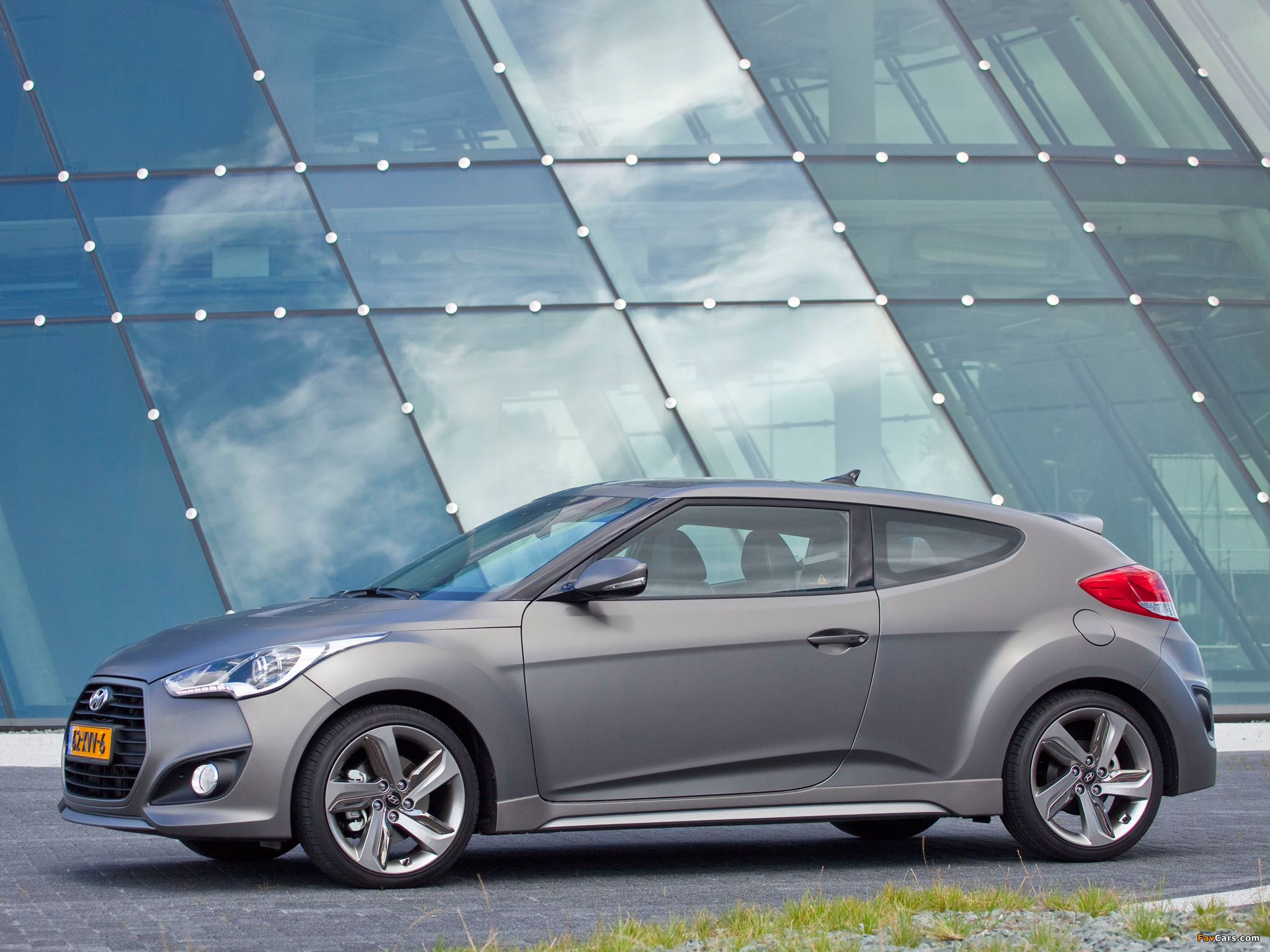 Pictures of Hyundai Veloster Turbo 2012 (2048 x 1536)