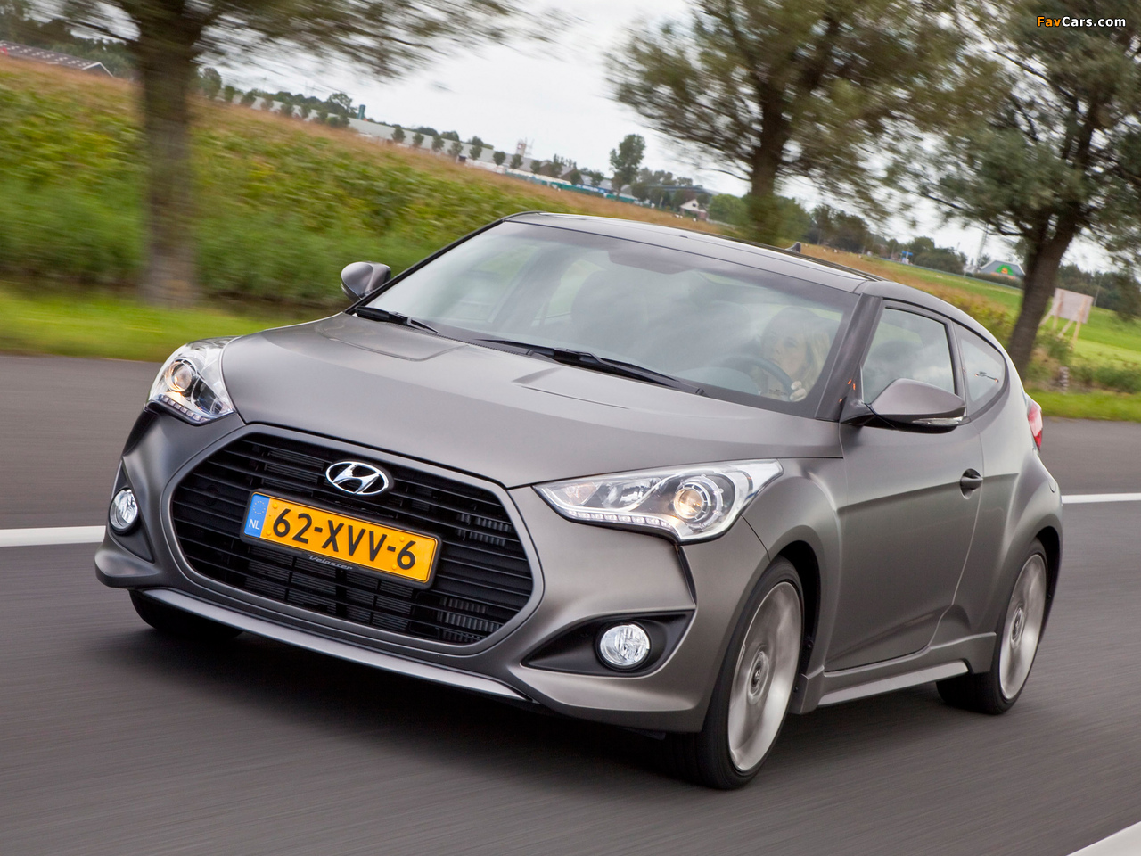 Hyundai Veloster Turbo 2012 wallpapers (1280 x 960)