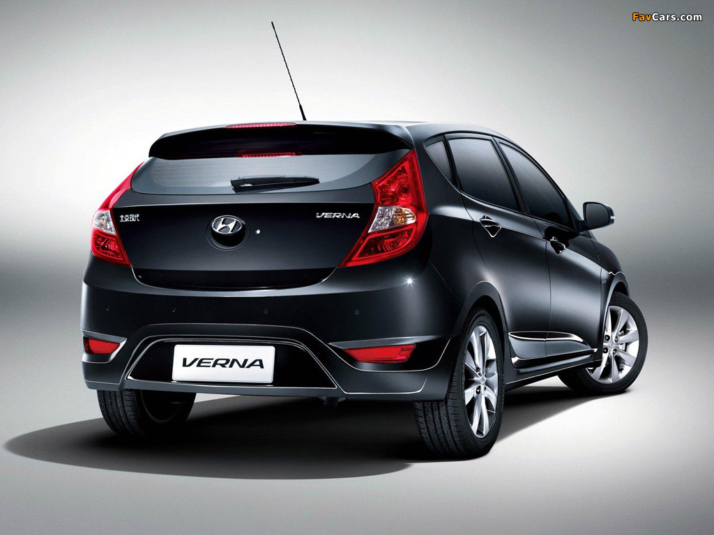 Hyundai Verna Hatchback (RB) 2011 pictures (1024 x 768)