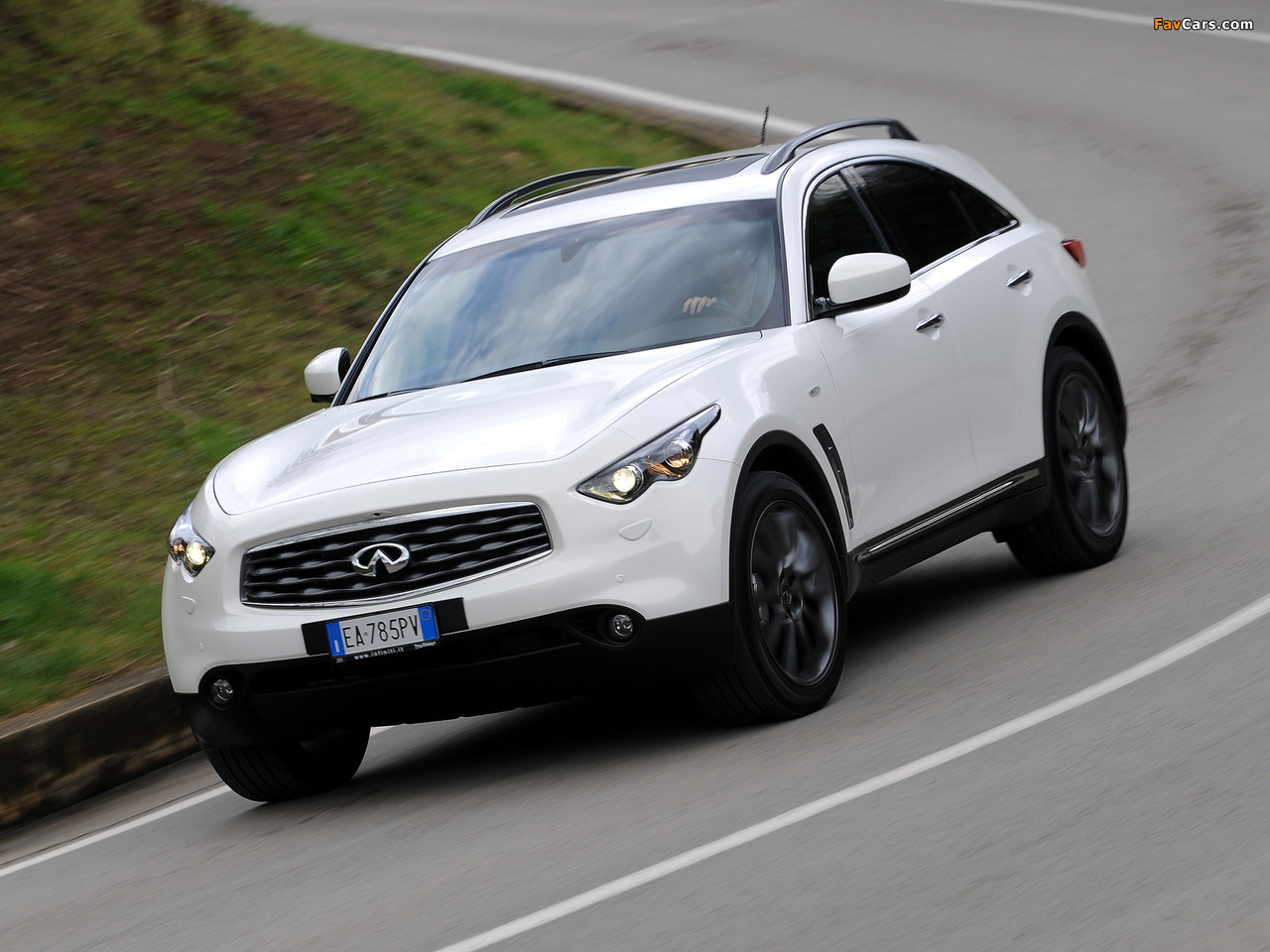 Images of Infiniti FX50S Limited Edition EU-spec (S51) 2010 (1280 x 960)