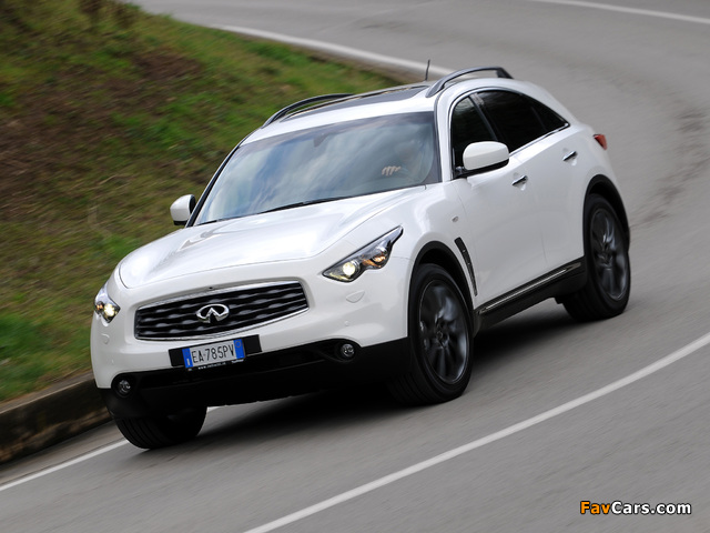 Images of Infiniti FX50S Limited Edition EU-spec (S51) 2010 (640 x 480)