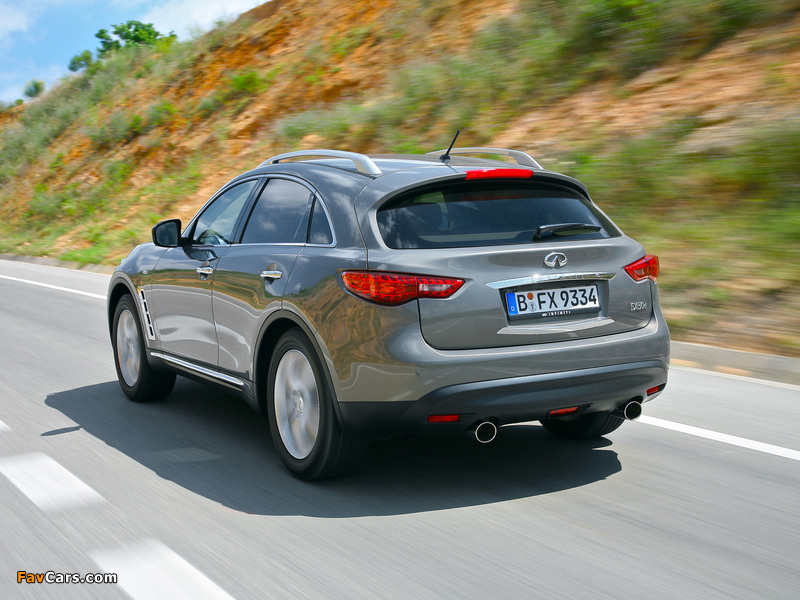 Infiniti FX30d (S51) 2010–12 images (800 x 600)