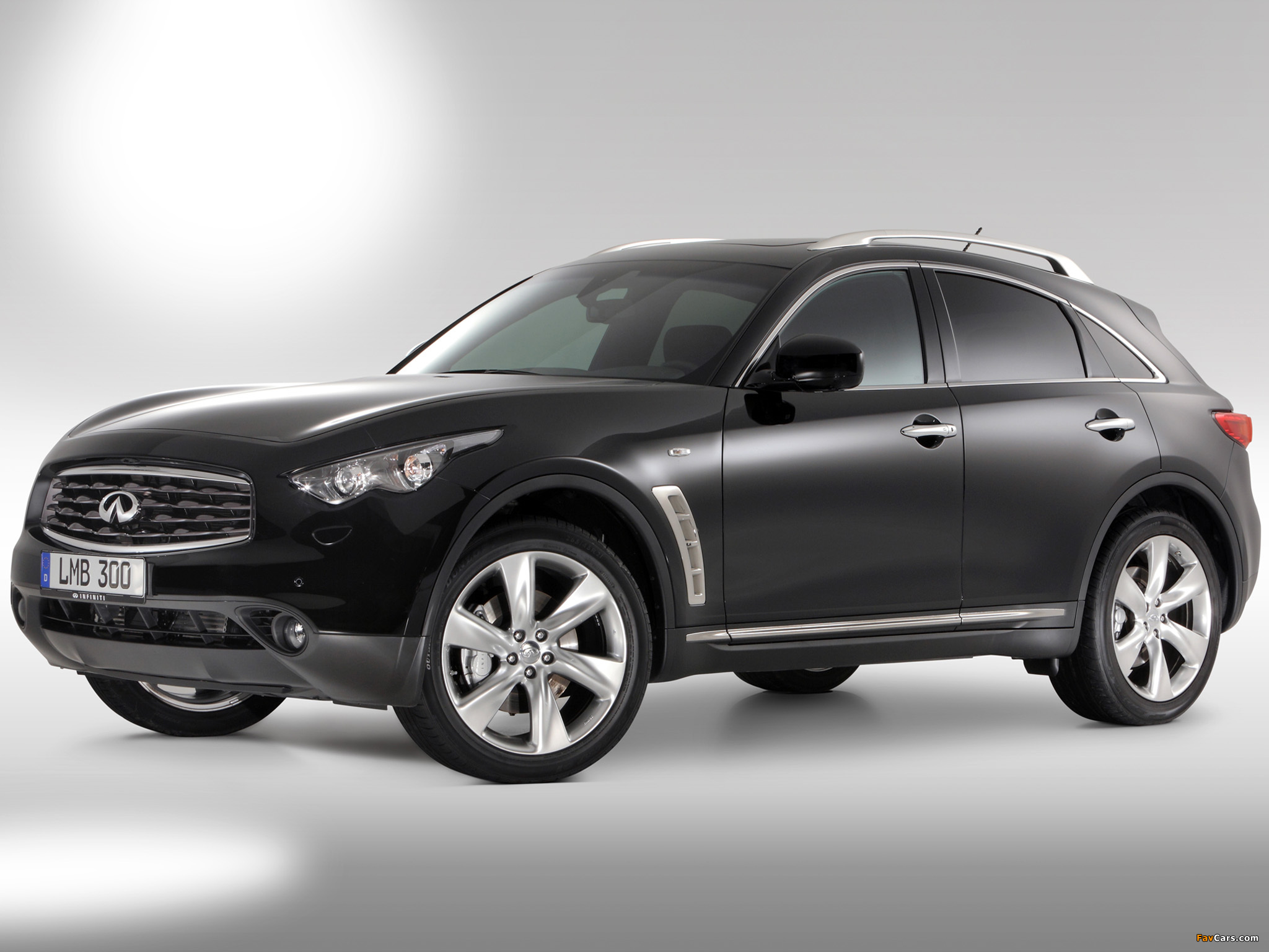 Infiniti FX30dS (S51) 2010–12 pictures (2048 x 1536)