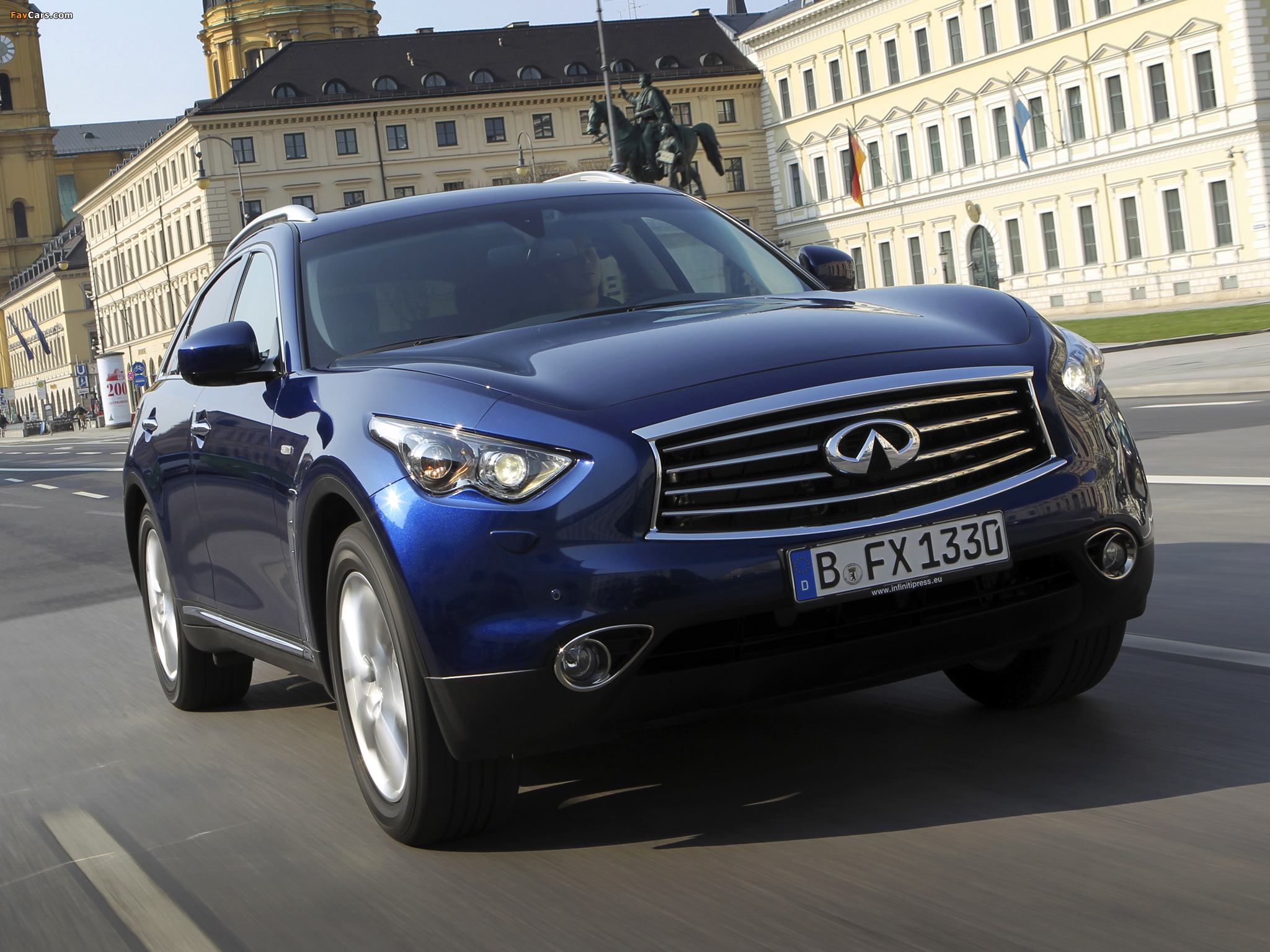 Infiniti FX30d (S51) 2012–13 images (2048 x 1536)