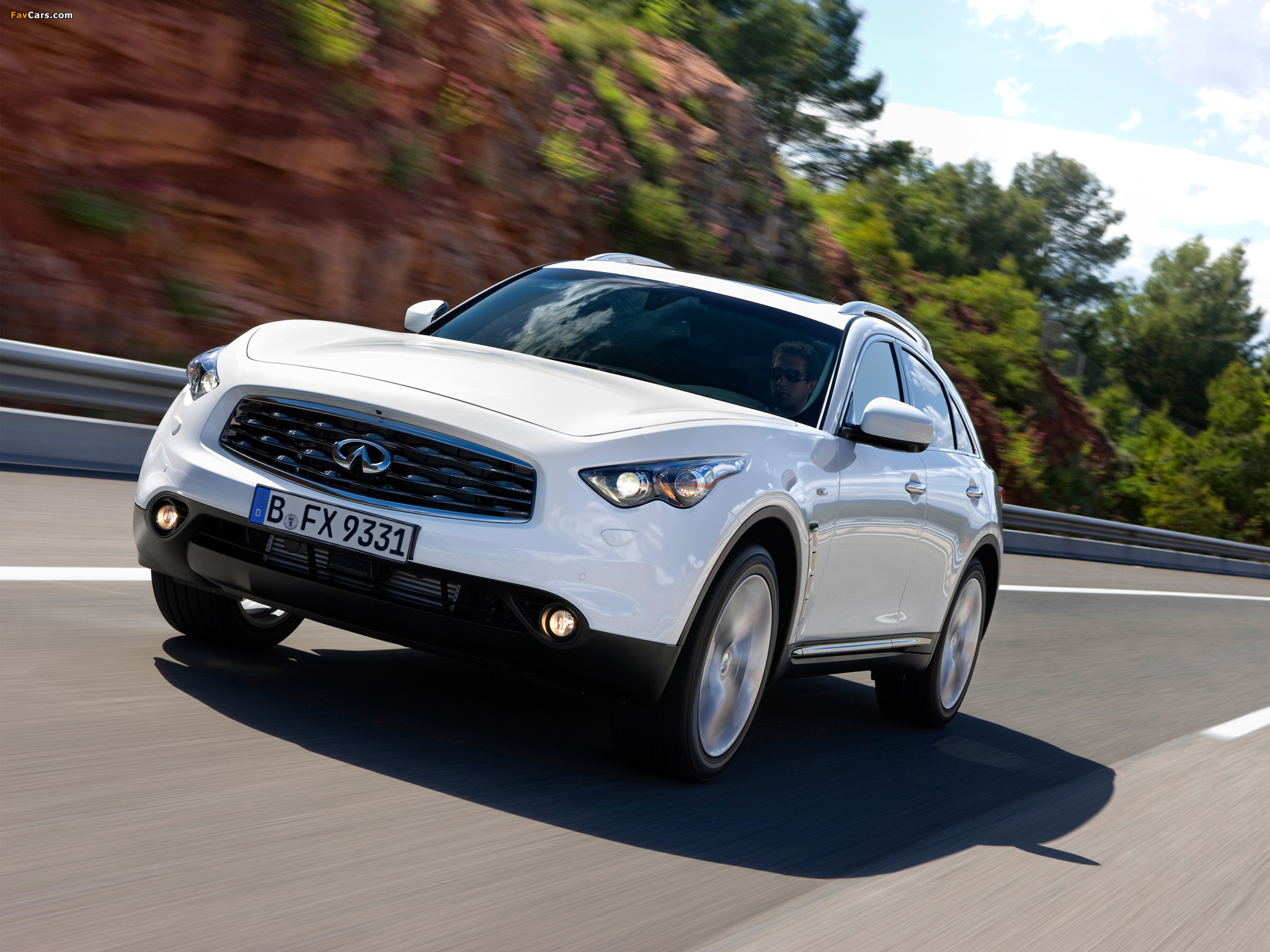 Pictures of Infiniti FX30dS (S51) 2010–12 (2048 x 1536)