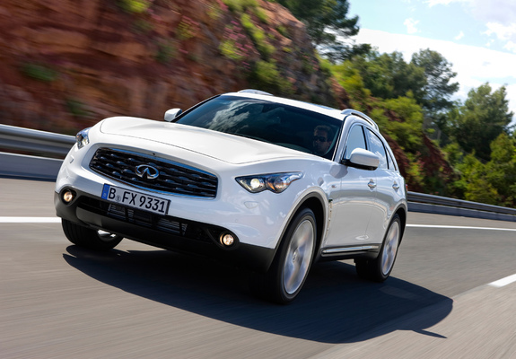 Pictures of Infiniti FX30dS (S51) 2010–12